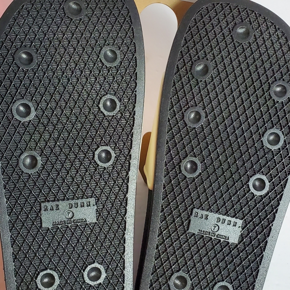 Rae Dunn Be Kind Sandals - Picture 4 of 5